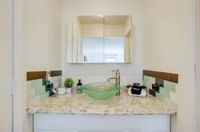 Large 4BR house w/ a Downstairs Bedroom! Fenced Yard+Dog friendly+WFH - Image 3
