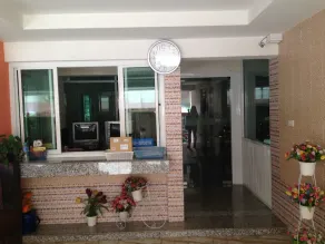 Yaowamal Apartment - Image 2