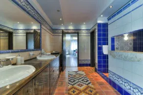 large stately villa with wellness and heated infinity pool - Image 3
