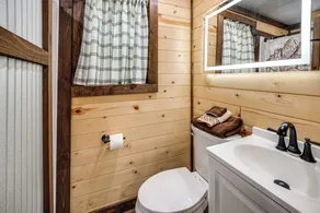 Tiny Cabin Nature Retreat Near Blue Rock - Image 5