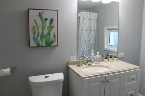 Pet-Friendly HP Home: 3 Bedrooms, Fast WiFi, Near Downtown Ferndale - Image 3
