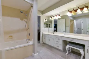 Superbe luxe Remodeled Condo-Coeur de Branson-abordable-Indoor Pool-Spacieux - Image 4