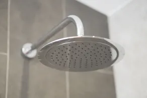 Spacious Villa Pool/Patio/Garden min from the Beach. H speed internet - Image 3