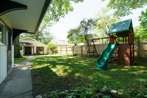 Beautiful Lakefront Gull Lake Home w/ Private Beach and Dock - Image 2