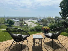 Stunning marina & Lake Michigan views, walking distance to downtown! - Image 5
