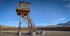 “SLEEP 26” \"POOL\" \"SAUNA\" \"LOOKOUT TOWER\"'SANITIZED CLEANING\" - Image 2