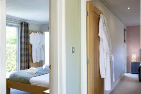 Whileaway Lodge, Hot Tub, Wi-Fi - Image 4