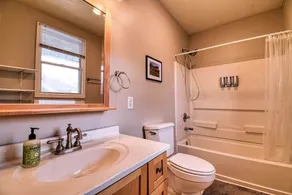 The Gathering House — Hot Tub | Arcade Attic | Fenced Yard | Sleeps 10 - Image 4