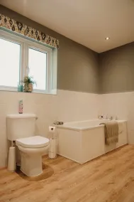Nest @ Red Hurworth - hot tub with reservoir views - Image 4