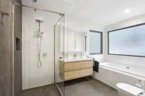 Treetop Escape Anglesea: Modern, Family Getaway, Bush Setting, Elevated Views - Image 2