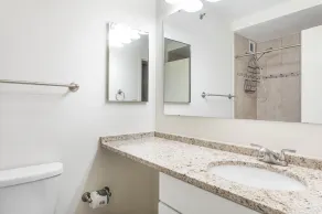Prime Back Bay 2BR/2B steps from Prudential Center, by Blueground - Image 5