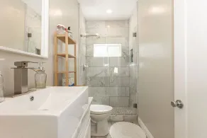 Adorable 4 Bedroom Guest House wPool + Jacuzzi - Image 3