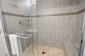 Serenity Beach Haus – Hot Tub & Fire Pit, Near Hiking, Skiing & Snowmobiling - Image 5