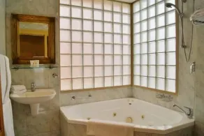 Fire Station Inn Penthouse Spa-lejlighed - Image 5