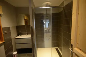 Magnifique 2 chambres avec terrasse - Image 4