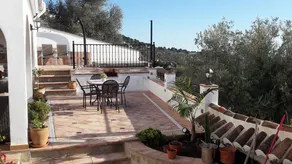 Nerja superior room with air conditioning, wifi and tv. - Image 5