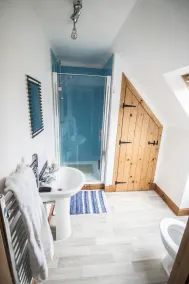 Raven Cottage in beautiful Glen Eynort near Carbost. 3 bedrooms, 6 people. - Image 4