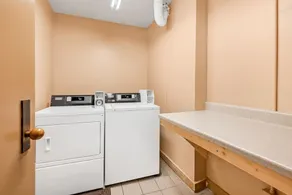 Seawall Perch ~ Luxurious Resort Life Beach Getaway 1bd/1.5bath - Image 3