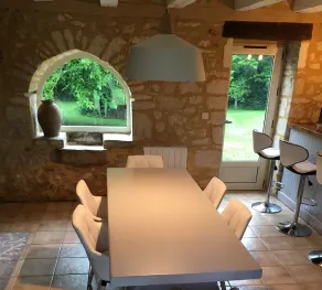 Longé i en etage dækket med plader i SVART PERIGORD. - Image 5