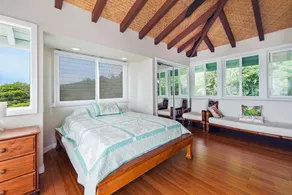 Penthouse Living in Beautiful Lanikai – 2 Bedrooms, 1 Bathroom, Ocean Views - Image 4