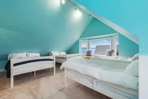 Sea-Esta I Charming Getaway I SLEEPS 4 - Image 4