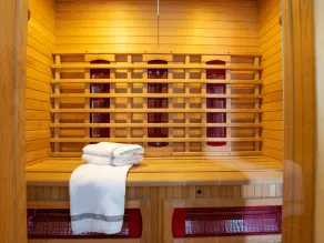 Luxury holiday home with wellness facilities - Image 3