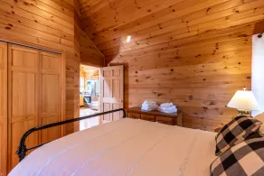 Chalet at The Summit of Beech - Incredible 50+ Views! Perfect Couples' Ski or Hiking/Biking Getaway! - Image 5