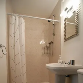 Self Catering Lodge - Image 3