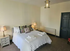 Tranquil Retreat Overlooking The Rock of Cashel - Image 4