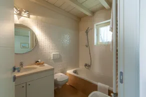 Apartment 'Bacco' with Sea View, Terrace & Wi-Fi - Image 3