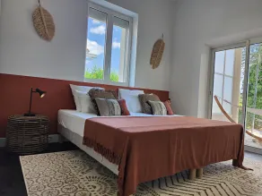 Bel Appartement Climatisé Avec Jardin et Piscine - Image 4