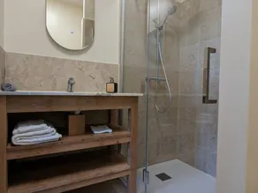 Luxury Apartment with Truffle Cuisine & Garage - 2 Guests, Jarnac - Image 3