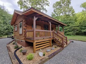 Bennett Lake Tiny Cabin - Image 4