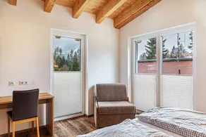 Holiday Apartment Wetterstein with Mountain View, Balcony & Wi-Fi - Image 5