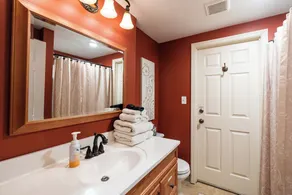Newly renovated Carriage House, on lovely property near Intercourse, PA - Image 4