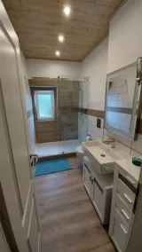 Nice apartment right on the Rhine; mountain-side balcony; centrally located - Image 2
