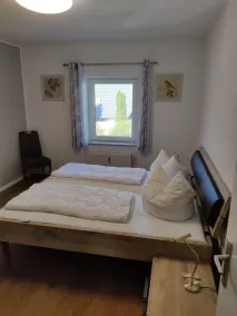 Cozy vacation apartment directly on the lake in beautiful nature - Image 4
