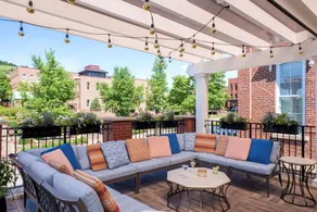 Historic Red Wing Lux Hotel, Whirlpool Room -Close to Dining-Museums-Art & More! - Image 5