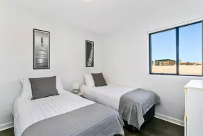 Crows Nest - WILL1 -  Willoughby Road - Sunny 2BR Split-Level with Terrace Parking Near Crows Nest Village - Image 5