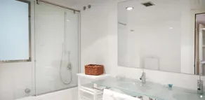 Sophisticated 5-Bedroom Duplex Apartments in Prime Location! - Image 4