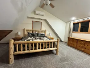 Country Living Custom Built Log Home with Hot Tub and Sauna - Image 5