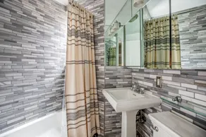 Classic Nolita 1BR w/ W/D, close to SoHo, by Blueground - Image 3