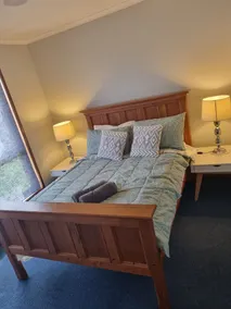 Seabreeze Coast Getaway with Boat Caravan Space&Unlimited Wi-Fi & Netlfix!! - Image 5