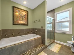 Lake Keowee Condo w/ Balcony & Resort Amenities! - Image 4