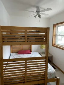 Peaceful 4 season cottage on the shores of the Petawawa River - Image 3