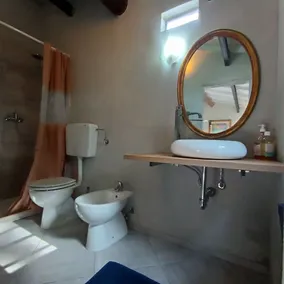 Antico cottage medievale - Image 2