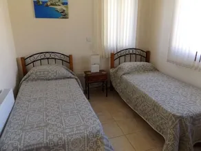 Villa Georgina lovely well equipped villa, vibrant garden, large pool & sea view - Image 5