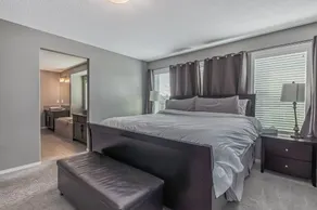 Spacious Family Getaway for 10 with Hot Tub, Lake, Gazebo, King Master - Image 5