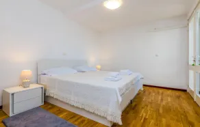 Gorgeous home in Zaton - Image 5