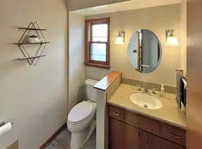 Pewaukee Lakefront Retreat: Sleeps 8,Private Pier: Rentable 13-Passenger Pontoon - Image 3